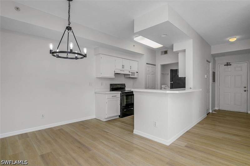 2 bedroom Condominium at 4630 Saint Croix Ln 824, St Croix, Naples — photo 3