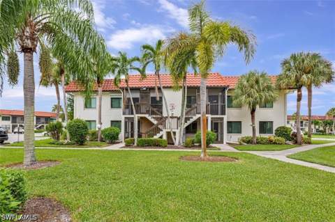 4287 27th Ct SW 102, Naples FL - photo 6 of 22
