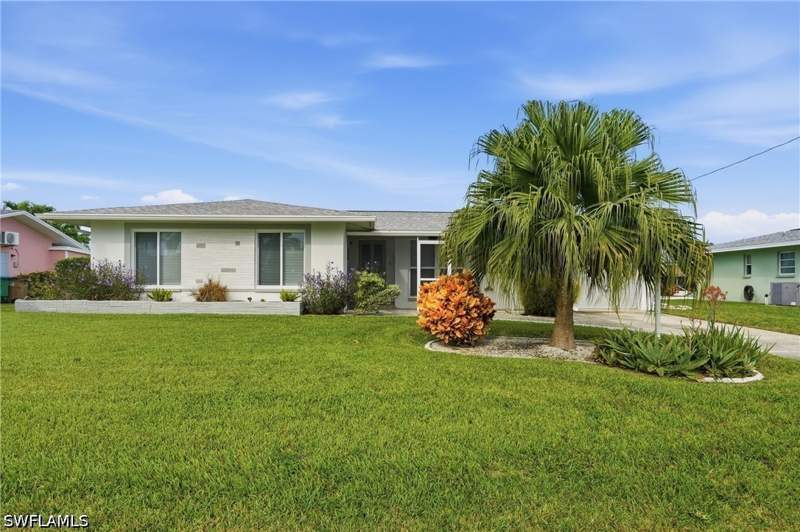 3 bedroom SingleFamilyResidence at 2816 SE 18th Ave, Cape Coral, Cape Coral — photo 2