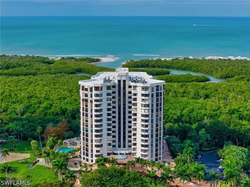 2 bedroom Condominium at 6075 Pelican Bay Blvd 303, Dorchester, Naples — photo 4