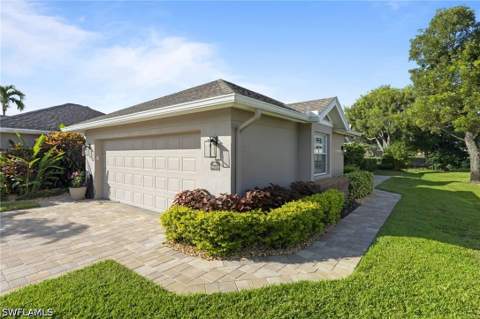 19600 Lost Creek Dr, Estero FL - photo 6 of 48