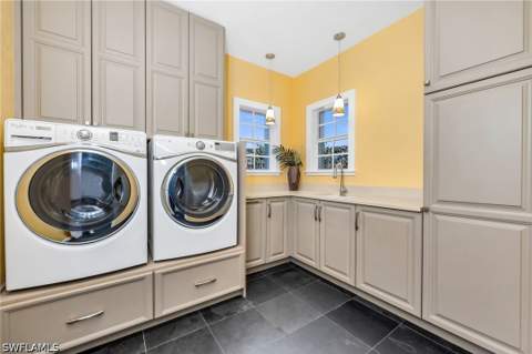 65 Mahogany Dr, Naples FL - photo 16 of 45