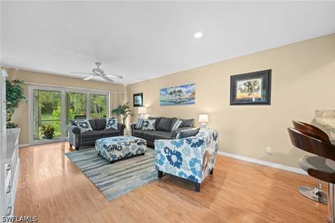 257 Robin Hood Cir 101, Naples FL - photo 11 of 30
