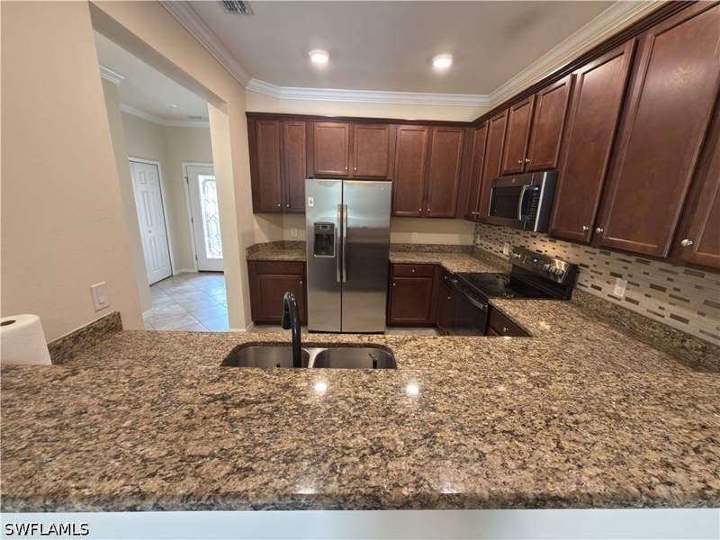 3 bedroom Townhouse at 10224 Via Colomba Cir, Marbella On Cypress, Fort Myers — photo 5