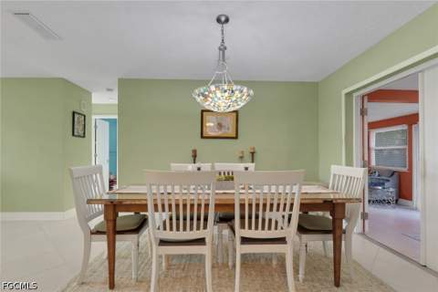 2339 Westwood Rd, North Fort Myers FL - photo 9 of 33