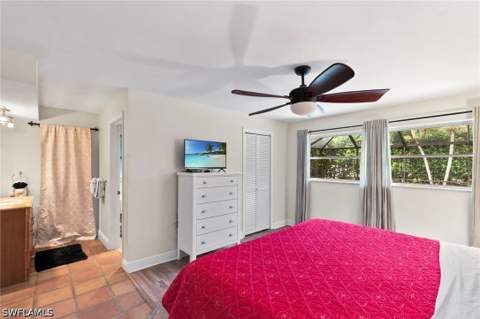 186 Beachcomber St, Marco Island FL - photo 14 of 33