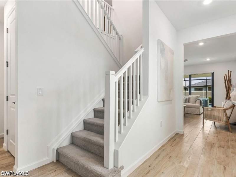 5 bedroom SingleFamilyResidence at 25037 Surf Haven Ln, Bonita Del Sol, Bonita Springs — photo 4