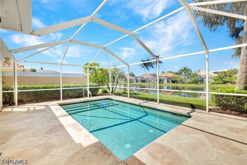 2 bedroom Attached at 3312 Cayman Ln, Island Walk, Naples — photo 2