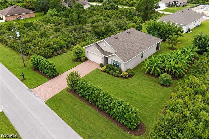 4 bedroom SingleFamilyResidence at 6011 Joan Ave N, Lehigh Acres, Lehigh Acres — photo 3
