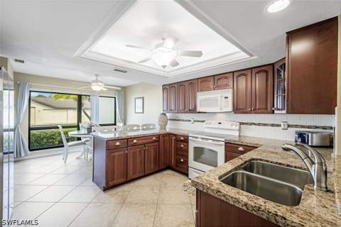 205 Deerwood Cir 103, Naples FL - photo 7 of 20