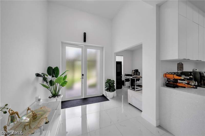 3 bedroom SingleFamilyResidence at 6131 Laurelwood Dr, Lehigh Acres, Fort Myers — photo 5