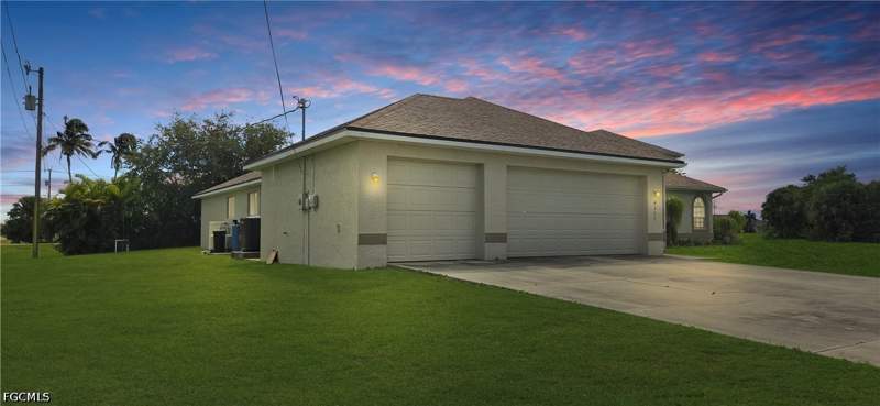 4 bedroom SingleFamilyResidence at 4202 NW 35th St, Cape Coral, Cape Coral — photo 2