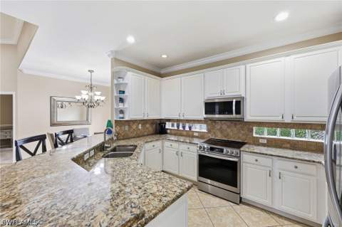 104 Glen Eagle Cir, Naples FL - photo 15 of 45