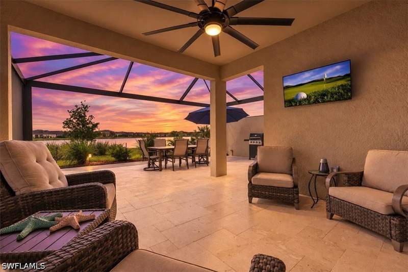 2 bedroom Attached at 16782 Rolling Rock Blvd, Country Club, Alva — photo 2