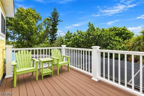 726 Cardium St, Sanibel FL - photo 23 of 48