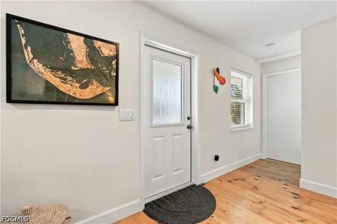 726 Cardium St, Sanibel FL - photo 7 of 48