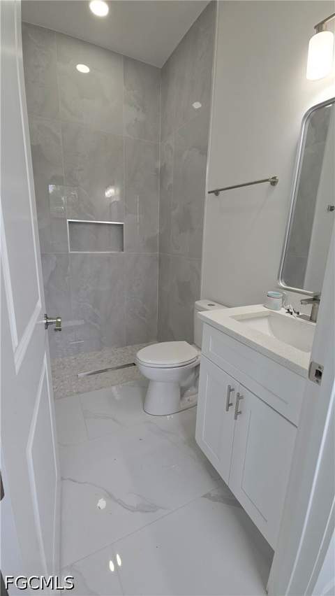 368 Charwood Ave S, Lehigh Acres FL - photo 12 of 16