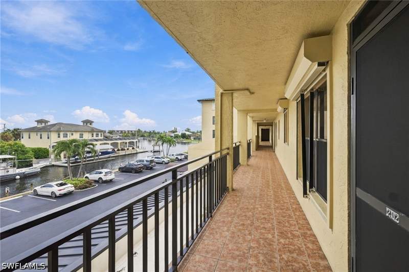 2 bedroom Condominium at 4647 SE 17th Pl 202, Clipper Bay Condo, Cape Coral — photo 3