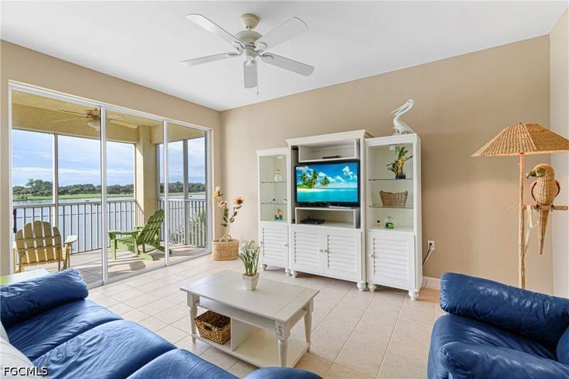 2 bedroom Condominium at 10730 Ravenna Way 305, Ravenna, Fort Myers — photo 3