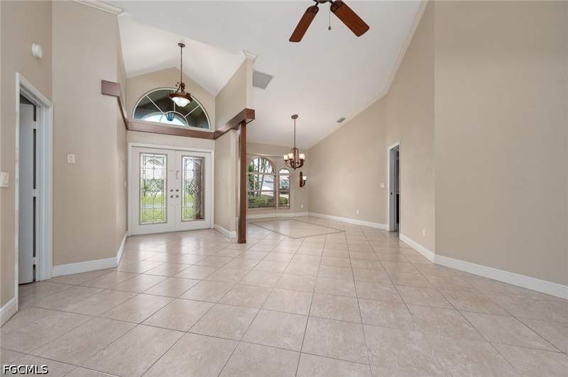 3 bedroom SingleFamilyResidence at 6975 Highland Park Cir, Highland Pines Estates, Fort Myers — photo 2