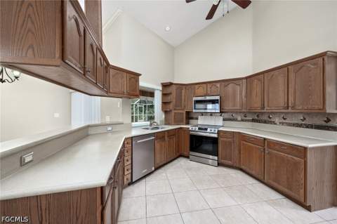 6975 Highland Park Cir, Fort Myers FL - photo 7 of 25