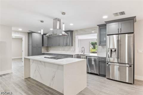 5031 Pelican Blvd, Cape Coral FL - photo 10 of 38
