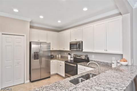 10304 Prato Dr, Fort Myers FL - photo 19 of 62