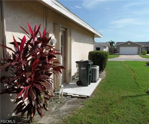 9860 Owlclover St, Fort Myers FL - photo 17 of 26
