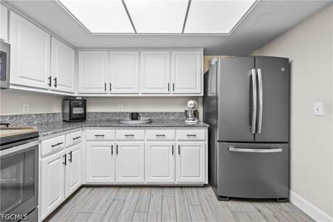 5080 Prevatt Ln, Fort Myers FL - photo 11 of 65