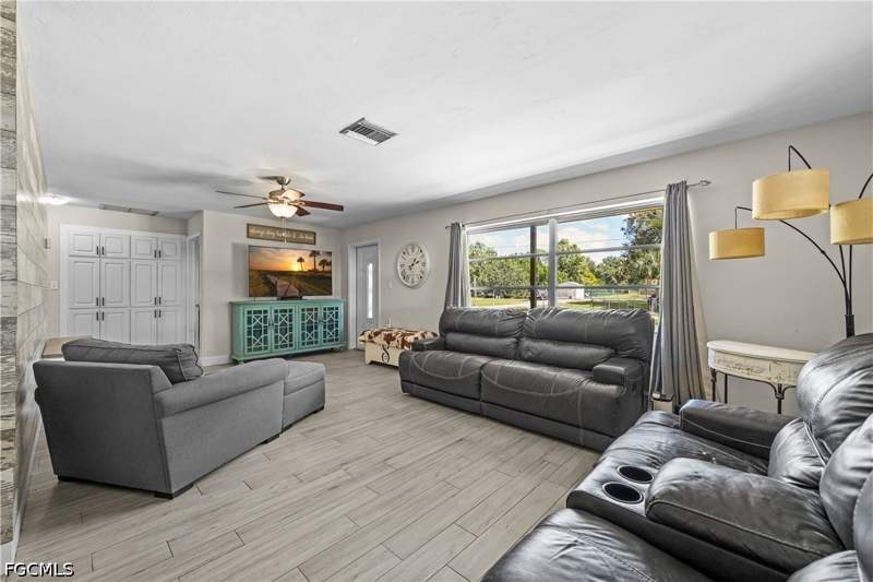 3 bedroom SingleFamilyResidence at 5080 Prevatt Ln, Buckingham, Fort Myers — photo 5