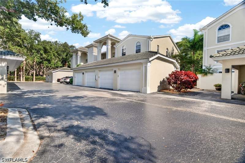 2 bedroom Condominium at 15395 Cedarwood Ln 104, Bermuda Bay, Naples — photo 2
