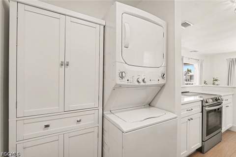 942 Prescott St, Fort Myers Beach FL - photo 17 of 33