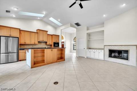 11543 Tanager Ct, Naples FL - photo 10 of 46