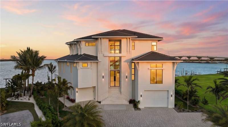 6 bedroom SingleFamilyResidence at 280 Estrellita Dr, Laguna Shores, Fort Myers Beach — photo 2
