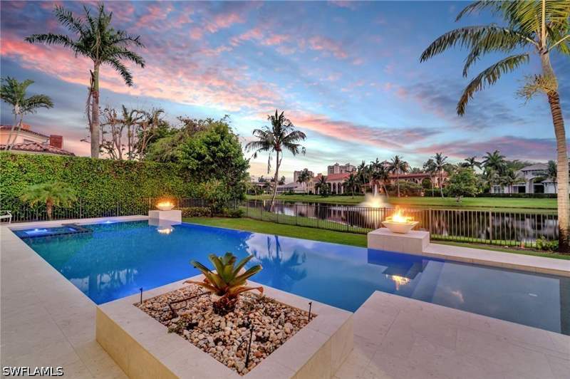 6 bedroom SingleFamilyResidence at 385 Colony Dr, Bay Colony Shores, Naples — photo 5