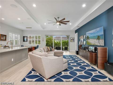9078 Montserrat Dr, Naples FL - photo 8 of 43