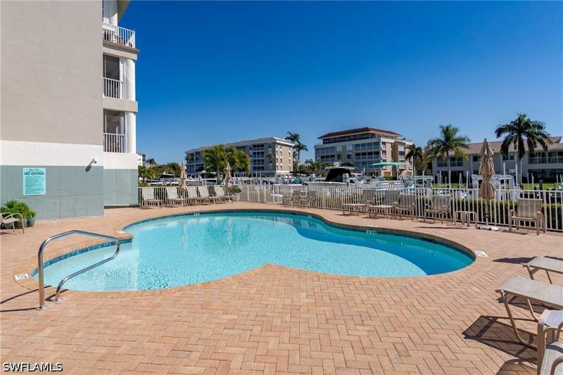 3 bedroom Condominium at 907 Panama Ct 203, Maxime Club Of Marco Island, Marco Island — photo 4