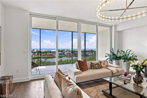 4142 Bay Beach Ln 705, Fort Myers Beach FL - photo 11 of 40