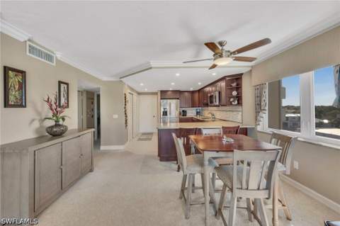 2150 Gulf Shore Blvd N 609, Naples FL - photo 6 of 18