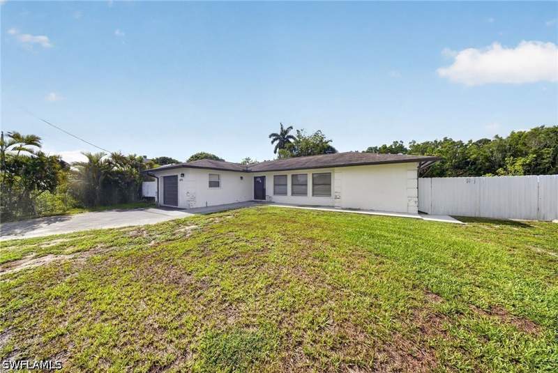 3 bedroom SingleFamilyResidence at 4572 32nd Ave SW, Golden Gate City, Naples — photo 2