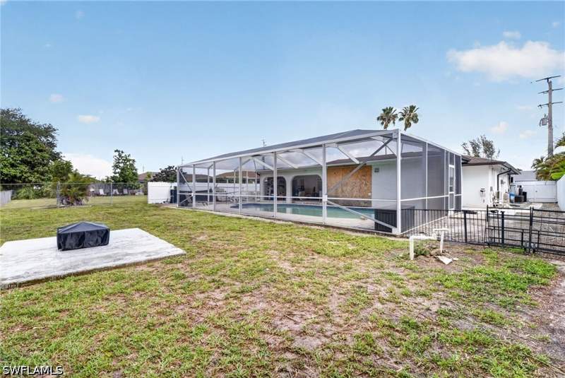 3 bedroom SingleFamilyResidence at 4572 32nd Ave SW, Golden Gate City, Naples — photo 4