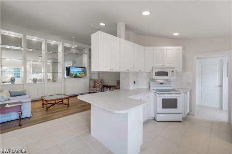 4892 Lasqueti Way, Naples FL - photo 12 of 50