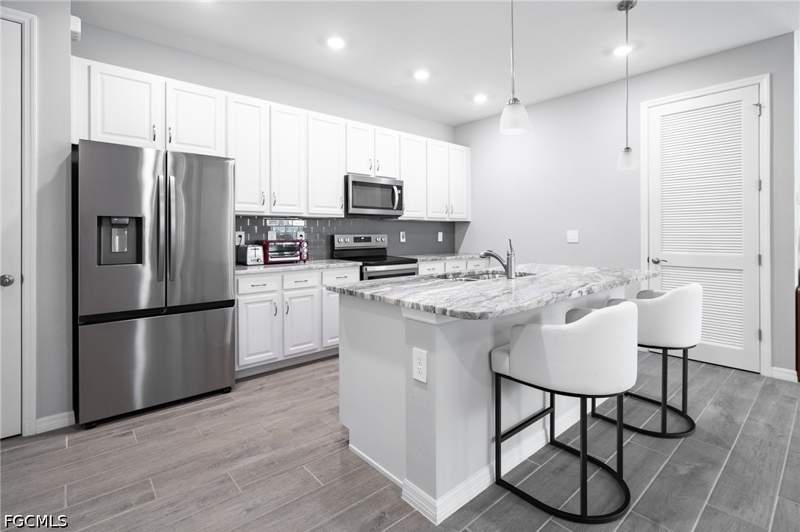 2 bedroom Attached at 1127 S Town And River Dr, Riverside Avenue Villas, Fort Myers — photo 3