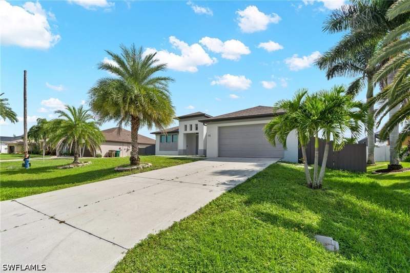 3 bedroom SingleFamilyResidence at 113 NW 38 Pl, Cape Coral, Cape Coral — photo 3