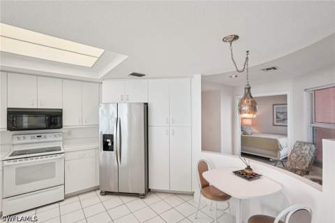 260 Barefoot Beach Blvd 302, Bonita Springs FL - photo 11 of 39