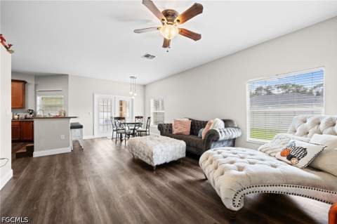 15752 Sunny Crest Ln, Fort Myers FL - photo 12 of 49