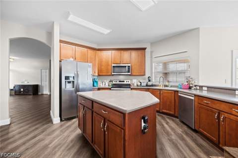 15752 Sunny Crest Ln, Fort Myers FL - photo 17 of 49