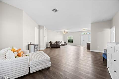 15752 Sunny Crest Ln, Fort Myers FL - photo 9 of 49