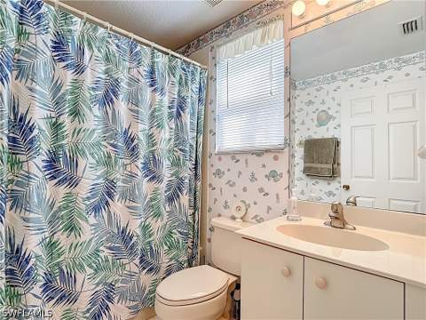6930 Huntington Lakes Cir 104, Naples FL - photo 15 of 18