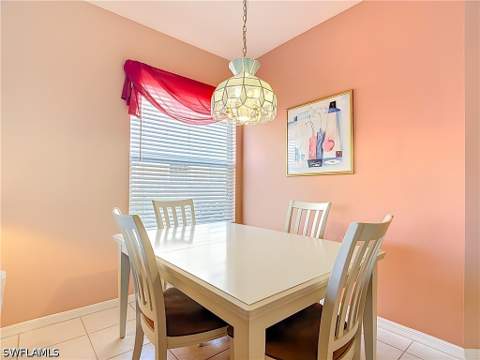 6930 Huntington Lakes Cir 104, Naples FL - photo 8 of 18